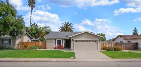 2250 S Ham Ln, Lodi, CA 95242 photo 2