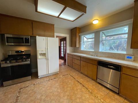 138 Madera Ave, Modesto, CA 95351 photo 18