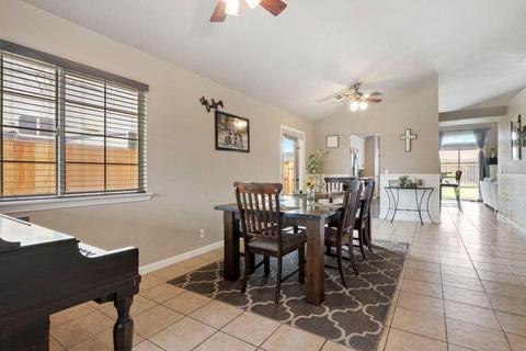 2651 W Elm St, Lodi, CA 95242 photo 7