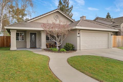 2651 W Elm St, Lodi, CA 95242 photo 5