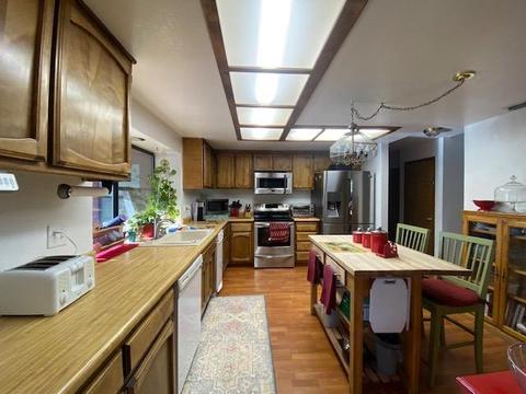2301 Shadow Oak Ln, Modesto, CA 95355 photo 3