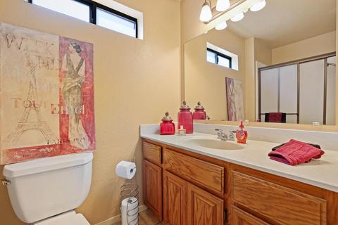 601 E Milgeo Ave, Ripon, CA 95366 photo 23