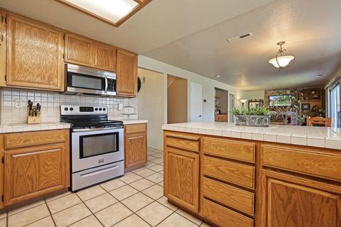 601 E Milgeo Ave, Ripon, CA 95366 photo 14
