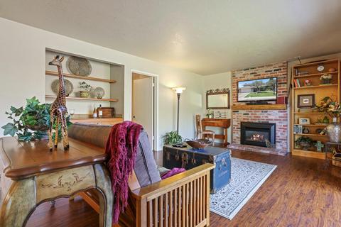 601 E Milgeo Ave, Ripon, CA 95366 photo 18