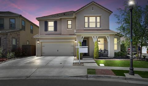 227 Windrush Way, Lodi, CA 95242 photo 2