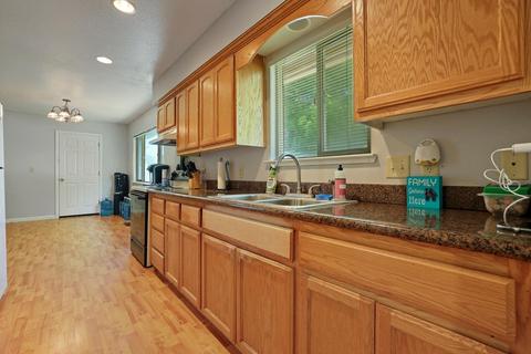 1409 E Stonum Rd, Modesto, CA 95351 photo 15