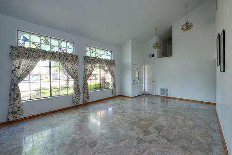 708 Bonneau Ct, Patterson, CA 95363 photo 5
