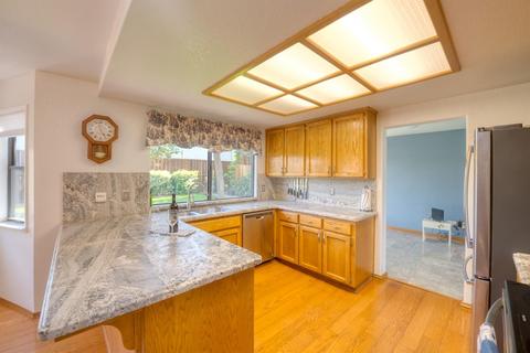 708 Bonneau Ct, Patterson, CA 95363 photo 11