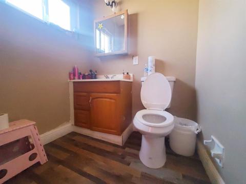 516 Carol St, Manteca, CA 95336 photo 4