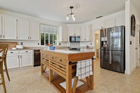 3445 Will Scarlet Way, Modesto, CA 95355 photo 13