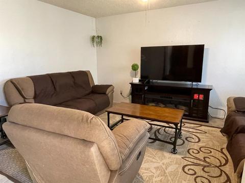 2430 Meadow Dr, Lodi, CA 95240 photo 6