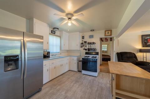 1611 Dixie Ln, Modesto, CA 95350 photo 9