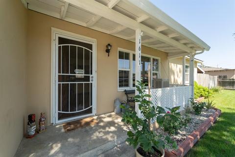 1611 Dixie Ln, Modesto, CA 95350 photo 2