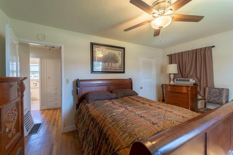 1611 Dixie Ln, Modesto, CA 95350 photo 11