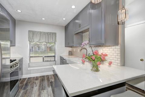 8112 Clarion Cir, Antelope, CA 95843 photo 15