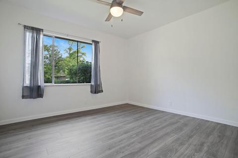 502 E Longview Ave, Stockton, CA 95207 photo 33