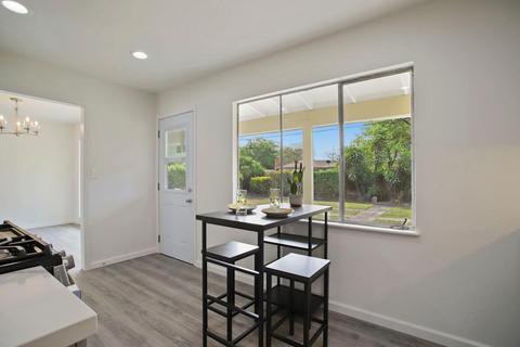 502 E Longview Ave, Stockton, CA 95207 photo 21