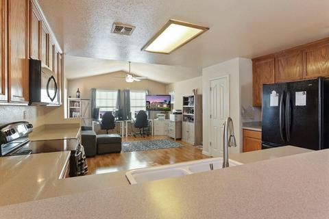 1648 Springhill Ct, Tracy, CA 95377 photo 17