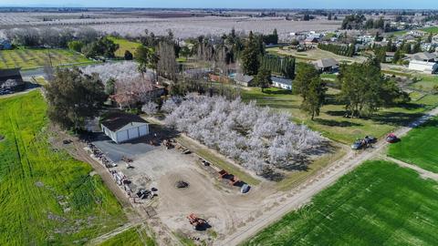 5206 Tully Rd, Modesto, CA 95356 photo 3