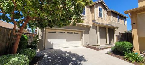 9377 Vintner Cir, Patterson, CA 95363 photo 1