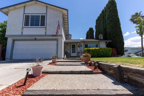 1640 W Beverly Pl, Tracy, CA 95376 photo 1