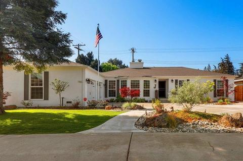 740 Maplewood Dr, Lodi, CA 95240 photo 2
