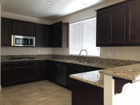 1720 Thomas Ct, Modesto, CA 95355 photo 9