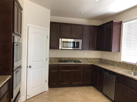 1720 Thomas Ct, Modesto, CA 95355 photo 8