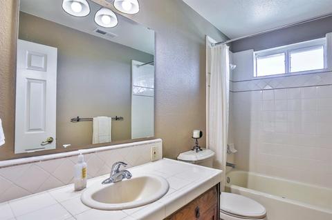 9175 E Underwood Rd, Acampo, CA 95220 photo 26