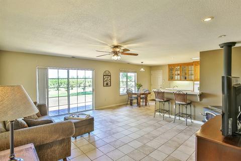 9175 E Underwood Rd, Acampo, CA 95220 photo 17