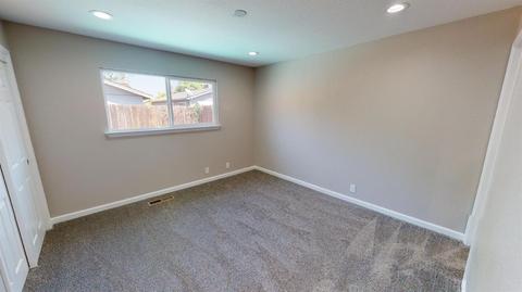 1517 Primrose Ln, Modesto, CA 95355 photo 10