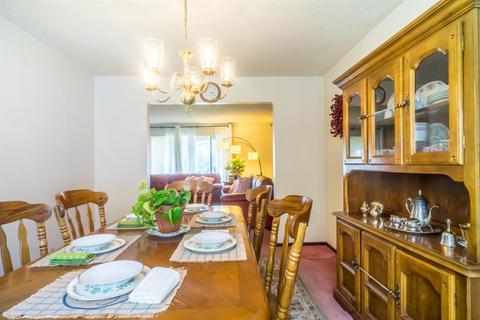 690 Catherine Ct, Gilroy, CA 95020 photo 10