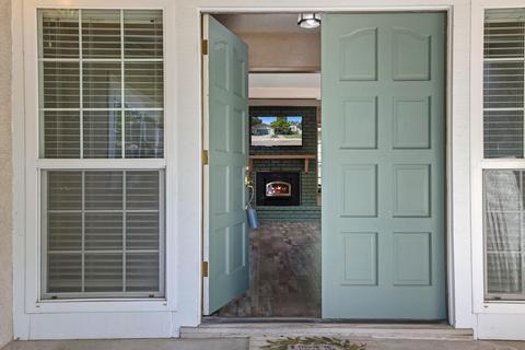 1345 Forest Dr, Turlock, CA 95380 photo 3