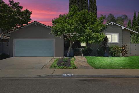1345 Forest Dr, Turlock, CA 95380 photo 1