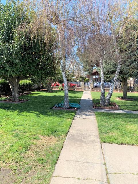 1412 Ritsch Ln, Modesto, CA 95351 photo 2