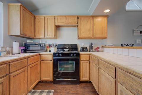 2021 Hearthstone Ln, Modesto, CA 95355 photo 14