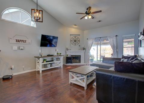 2021 Hearthstone Ln, Modesto, CA 95355 photo 7