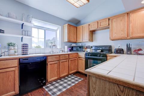 2021 Hearthstone Ln, Modesto, CA 95355 photo 13