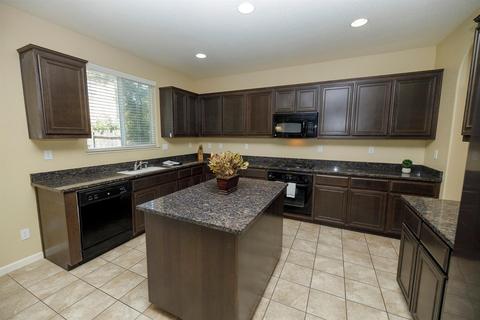 1630 Vasconcellos Way, Turlock, CA 95382 photo 25