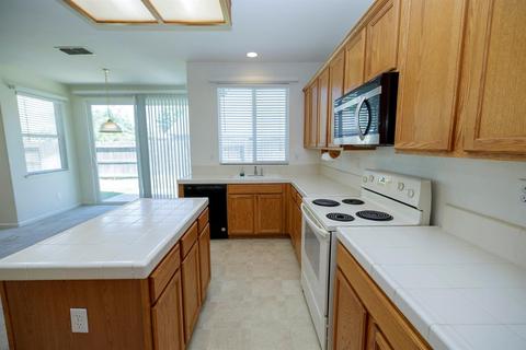 4509 Gardenia Ave, Keyes, CA 95328 photo 21