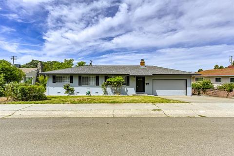 110 Ginger Dr, Auburn, CA 95603 photo 1