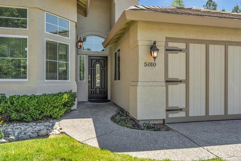 5010 Olean St, Fair Oaks, CA 95628 photo 2