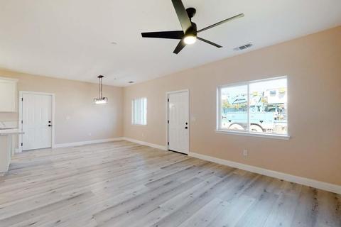 4573 Meadow Way, Olivehurst, CA 95961 photo 6