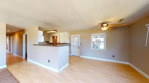 7424 Pine St, Hughson, CA 95326 photo 9