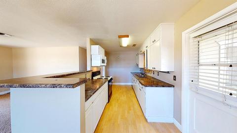 7424 Pine St, Hughson, CA 95326 photo 12