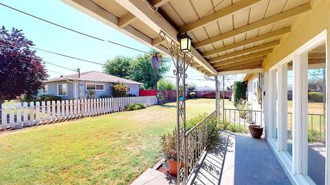 7424 Pine St, Hughson, CA 95326 photo 5
