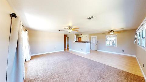 7424 Pine St, Hughson, CA 95326 photo 6