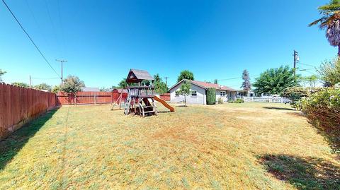 7424 Pine St, Hughson, CA 95326 photo 25