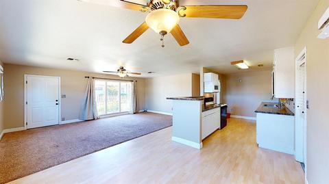 7424 Pine St, Hughson, CA 95326 photo 10