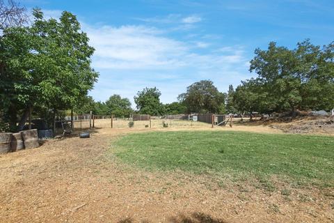5057 E Harney Ln, Lodi, CA 95240 photo 54